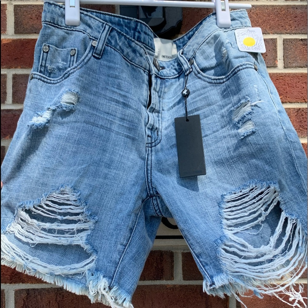 NWT OneTeaspoon Distressed Shorts